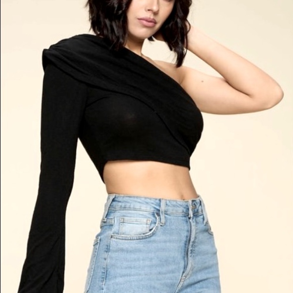 One Shoulder Crop Top
